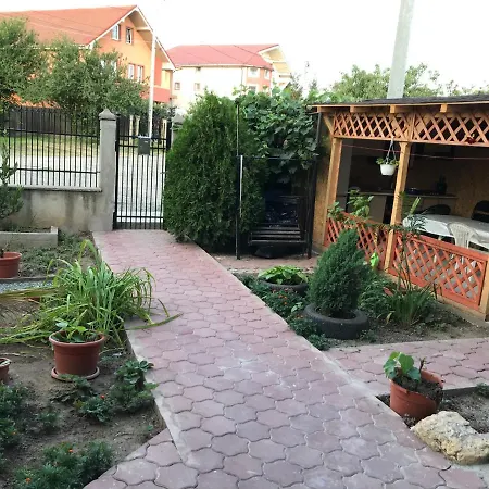 Privatunterkunft Casa Vio Parter *