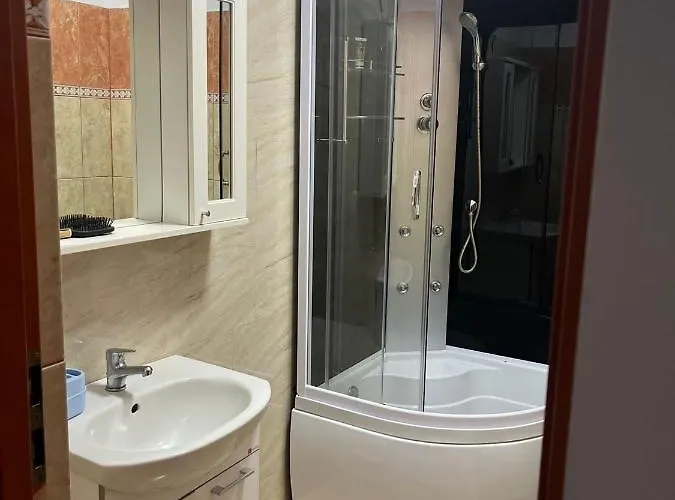 Privatunterkunft Casa Vio Parter