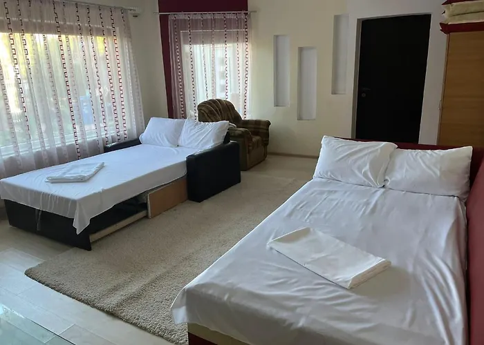 Privatunterkunft Casa Vio Parter *