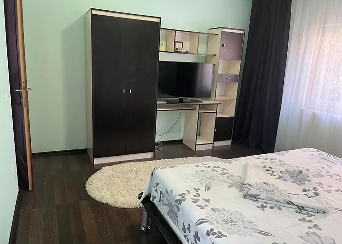 Privatunterkunft Casa Vio Parter *